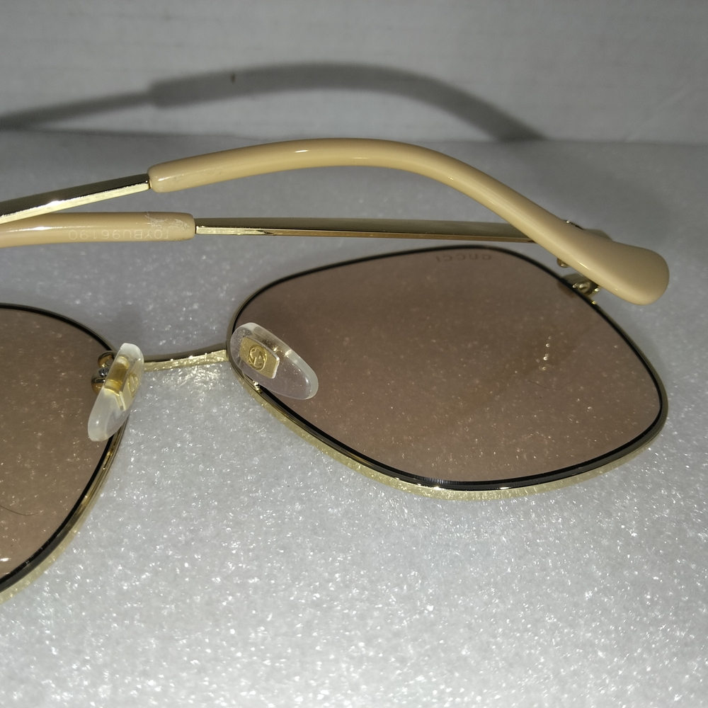 Gucci Gold Frame Sunglasses - Picture 7 of 7